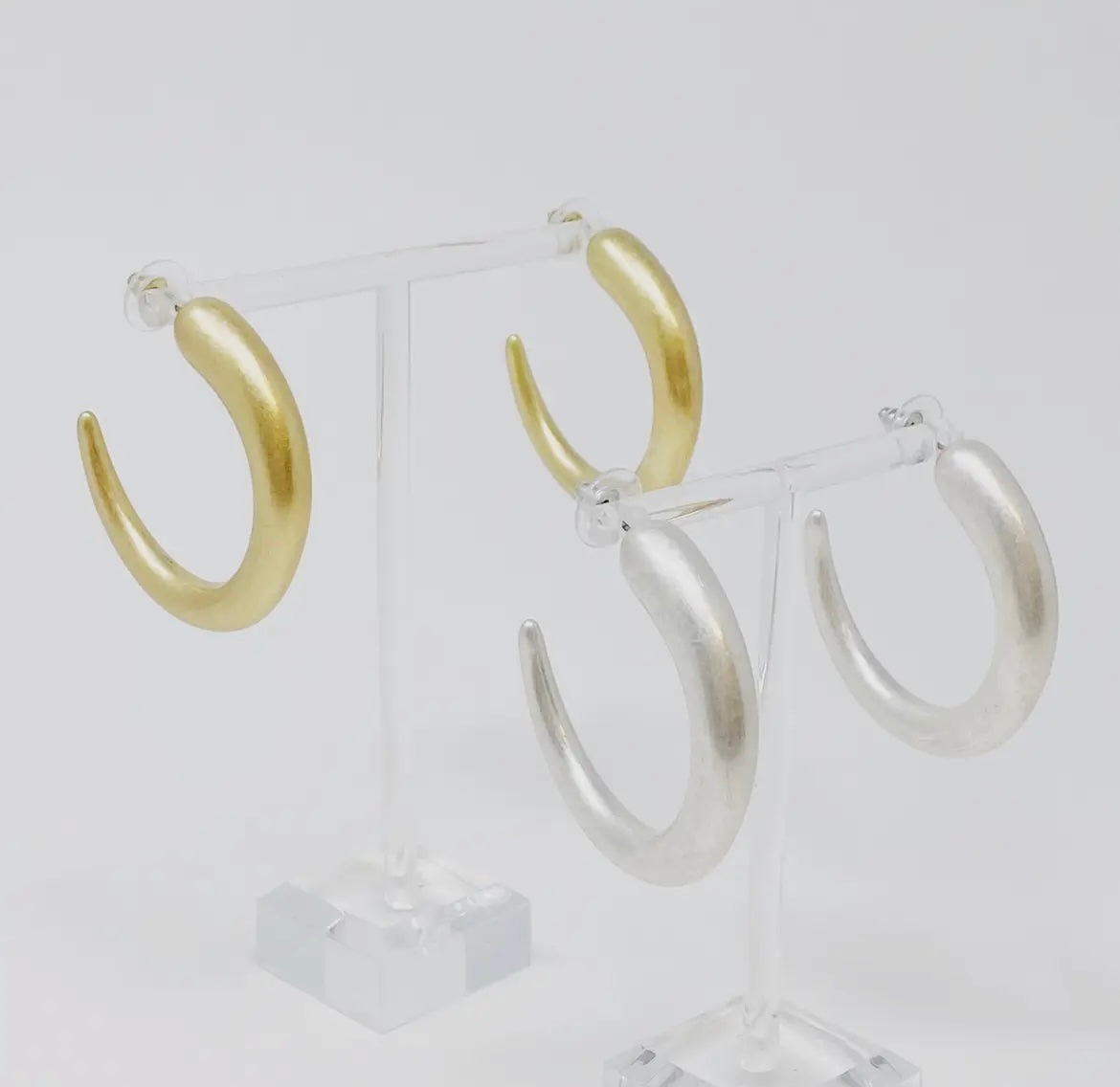 So smooth daily hoop earrings