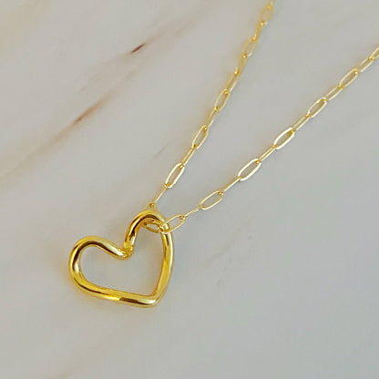 Heart and chain necklace